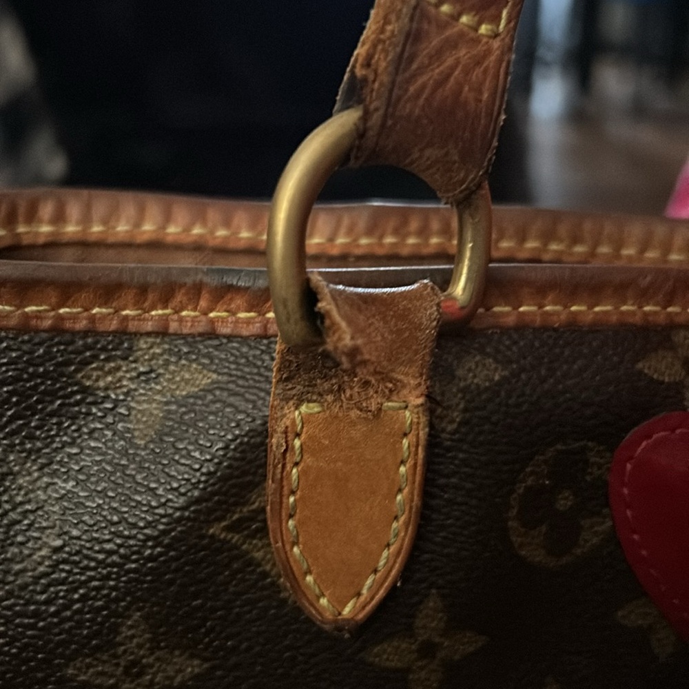 LV Antique Bag 💼 - Picture 2 of 16